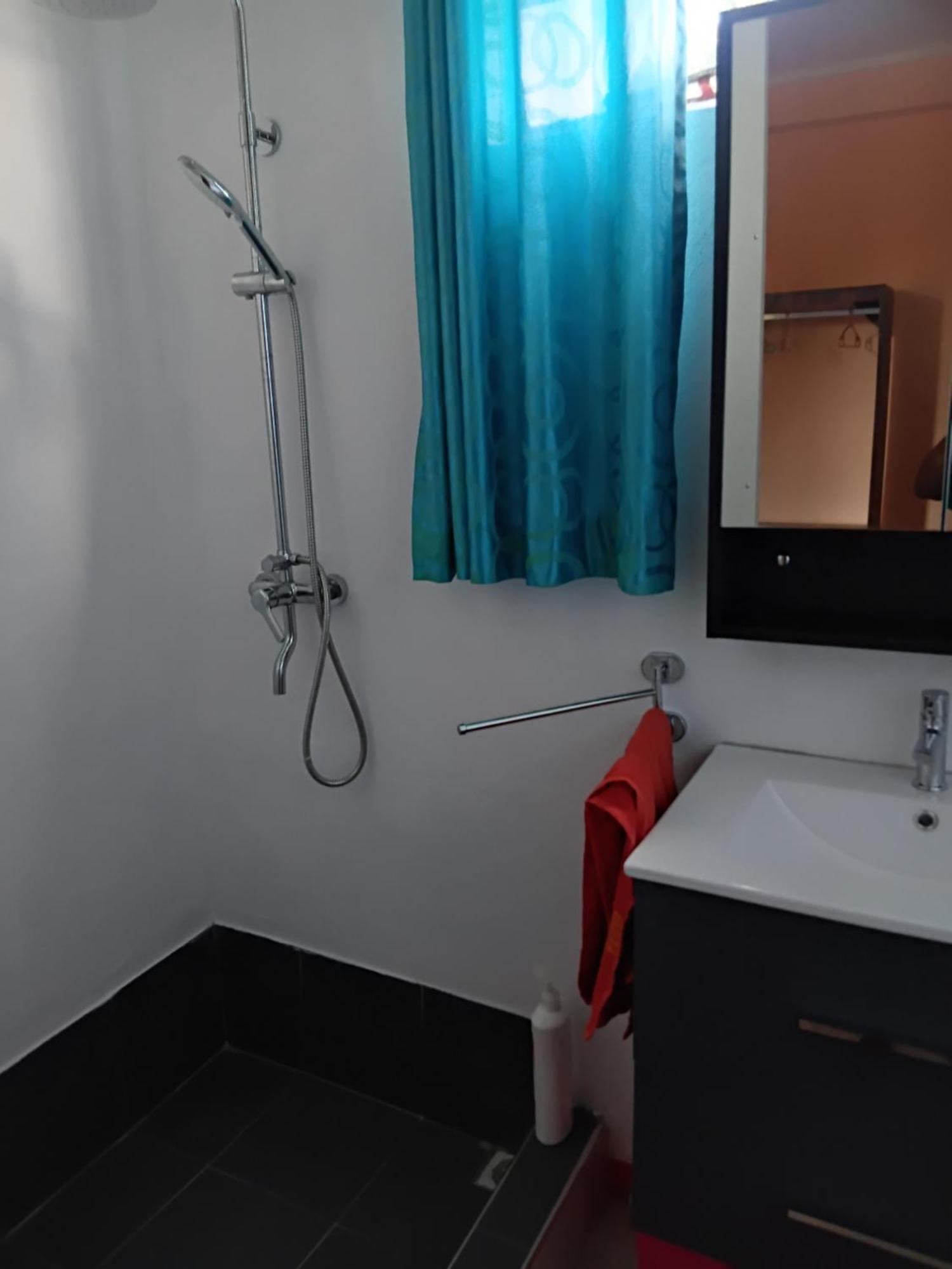 Residence Des Cascades Surinam Rom bilde